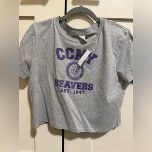 New with tag CCNY tshirt. Size small. Fits comfy small and regular medium.
